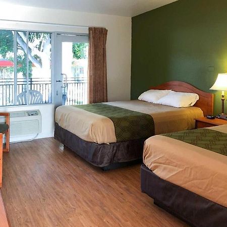 Garden Inn & Suites Oakland Airport Extérieur photo