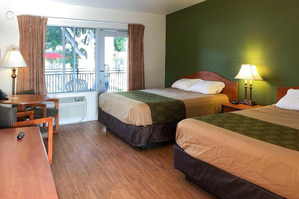 Garden Inn & Suites Oakland Airport Extérieur photo